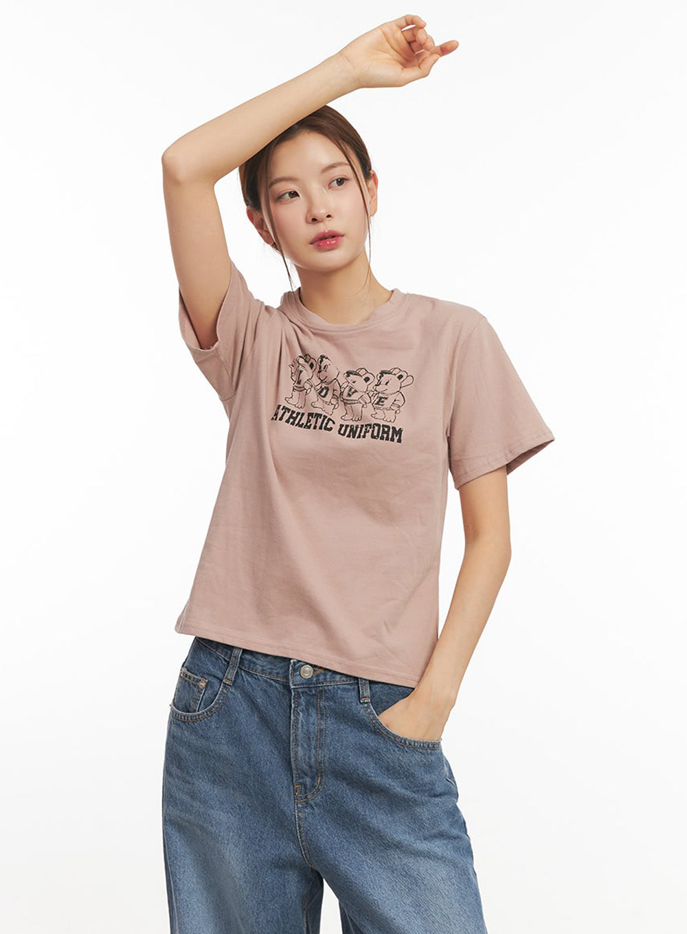 Bear Graphic Tee IM513