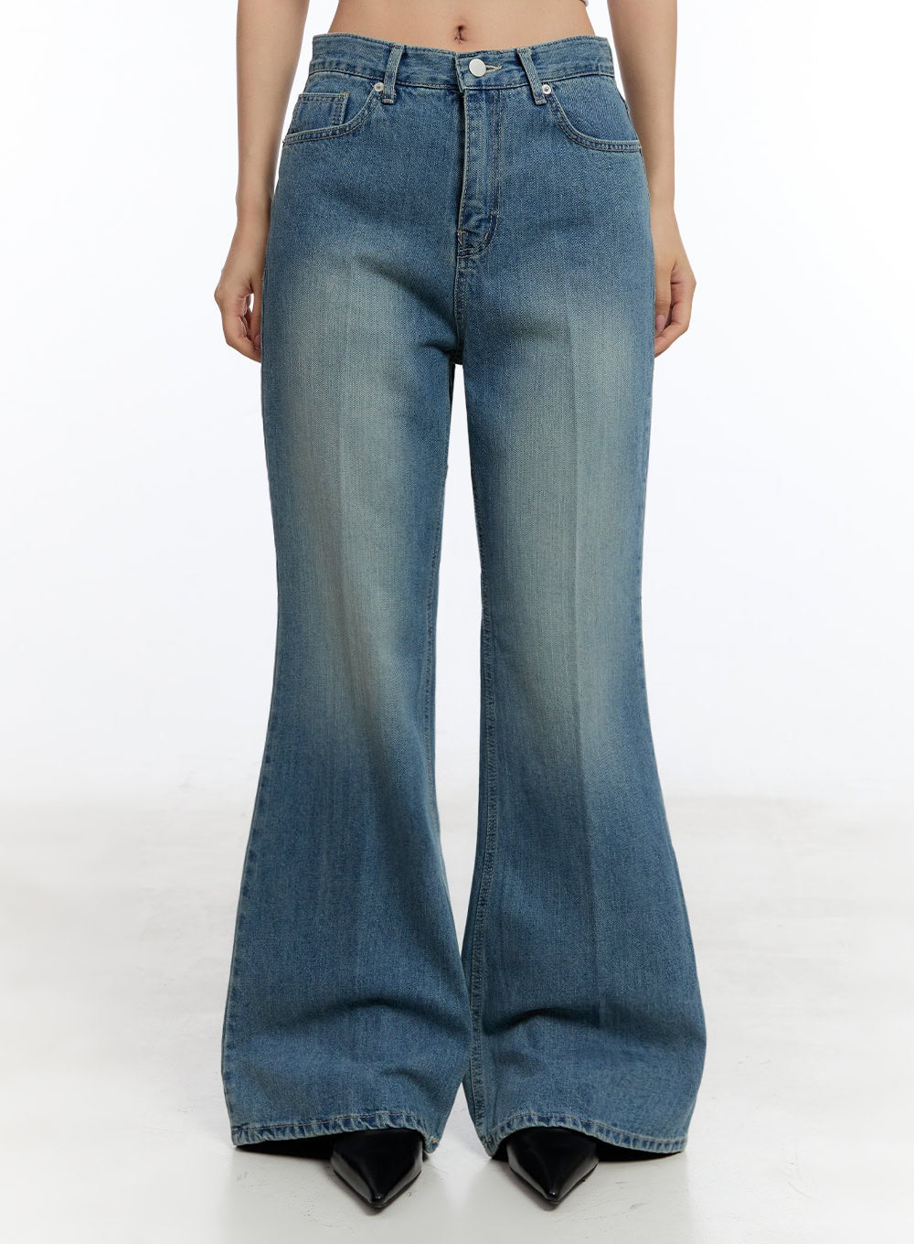 Aliya Washed Bootcut Jeans IU503