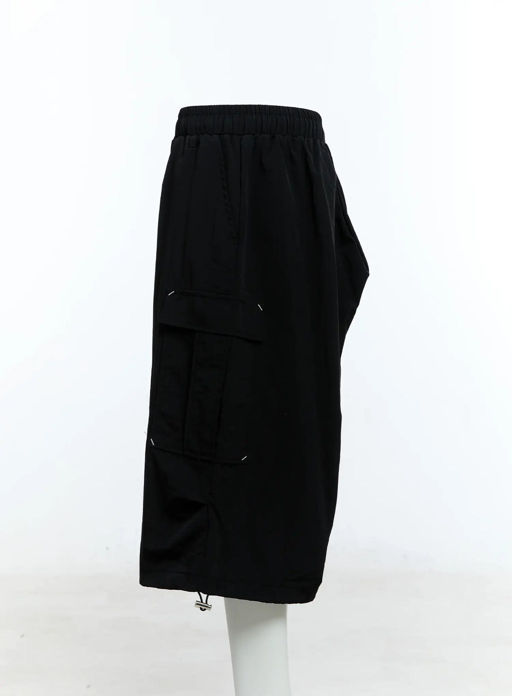 Men's Nylon Cargo Bermuda Shorts IG512