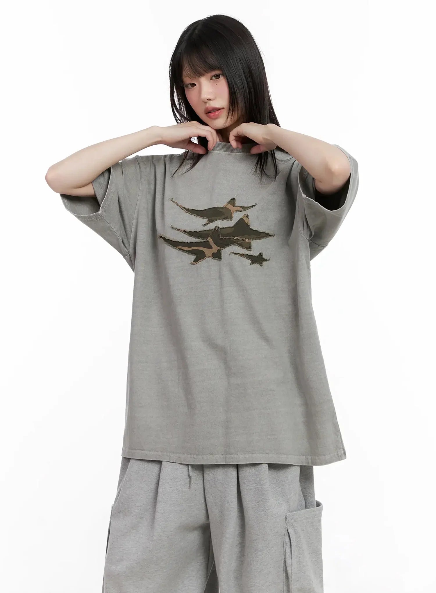 Charcoal Graphic T-Shirt IL531