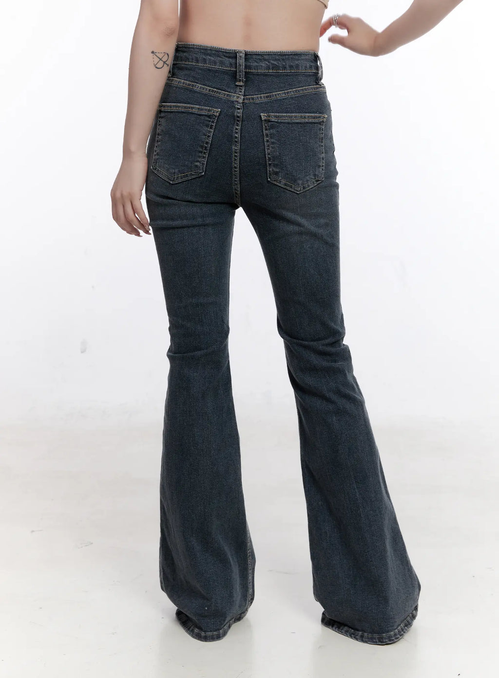 Amiyah Studded Flare Jeans CS530