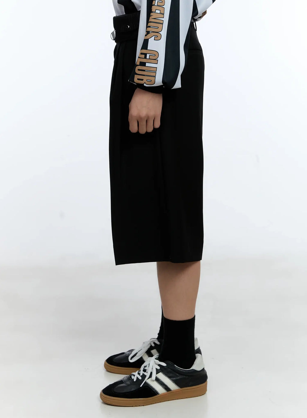 Men's Classic Pleated Bermuda Shorts IG519