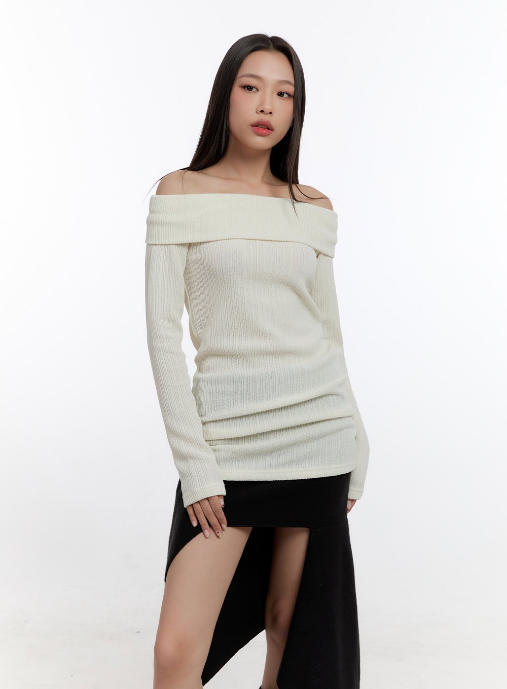 Dazzling Off Shoulder Top CN420