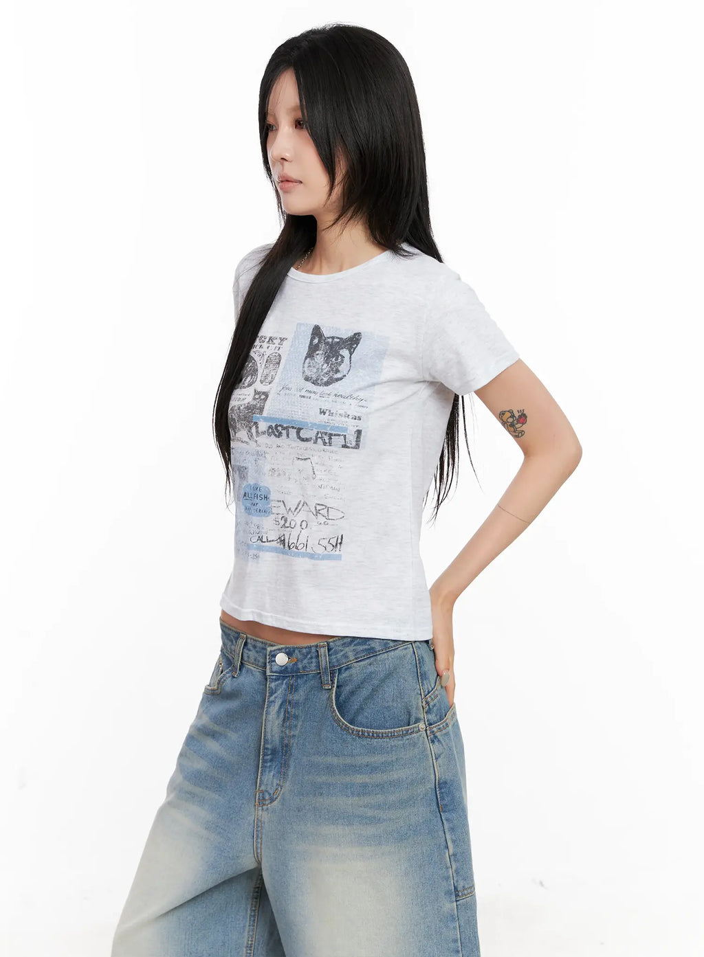 Kitty Graphic Cropped Tee CL525