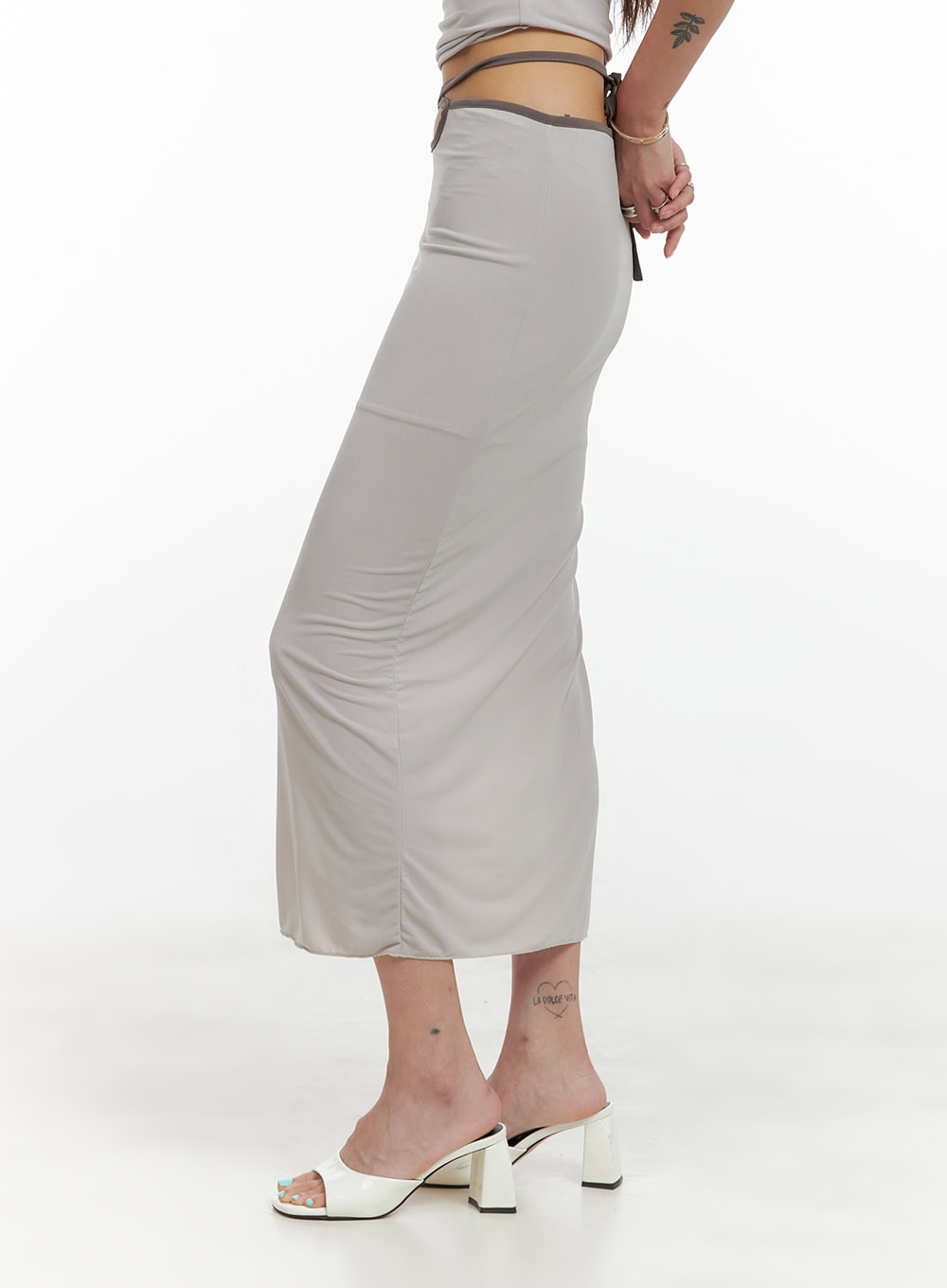 Slit Out Solid Midi Skirt CL405