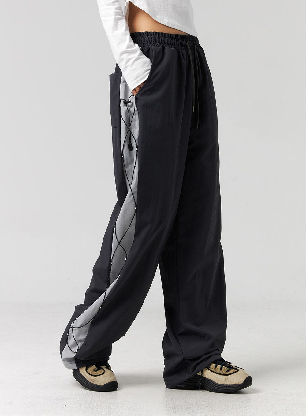 Wide-Leg Nylon Pants CG325