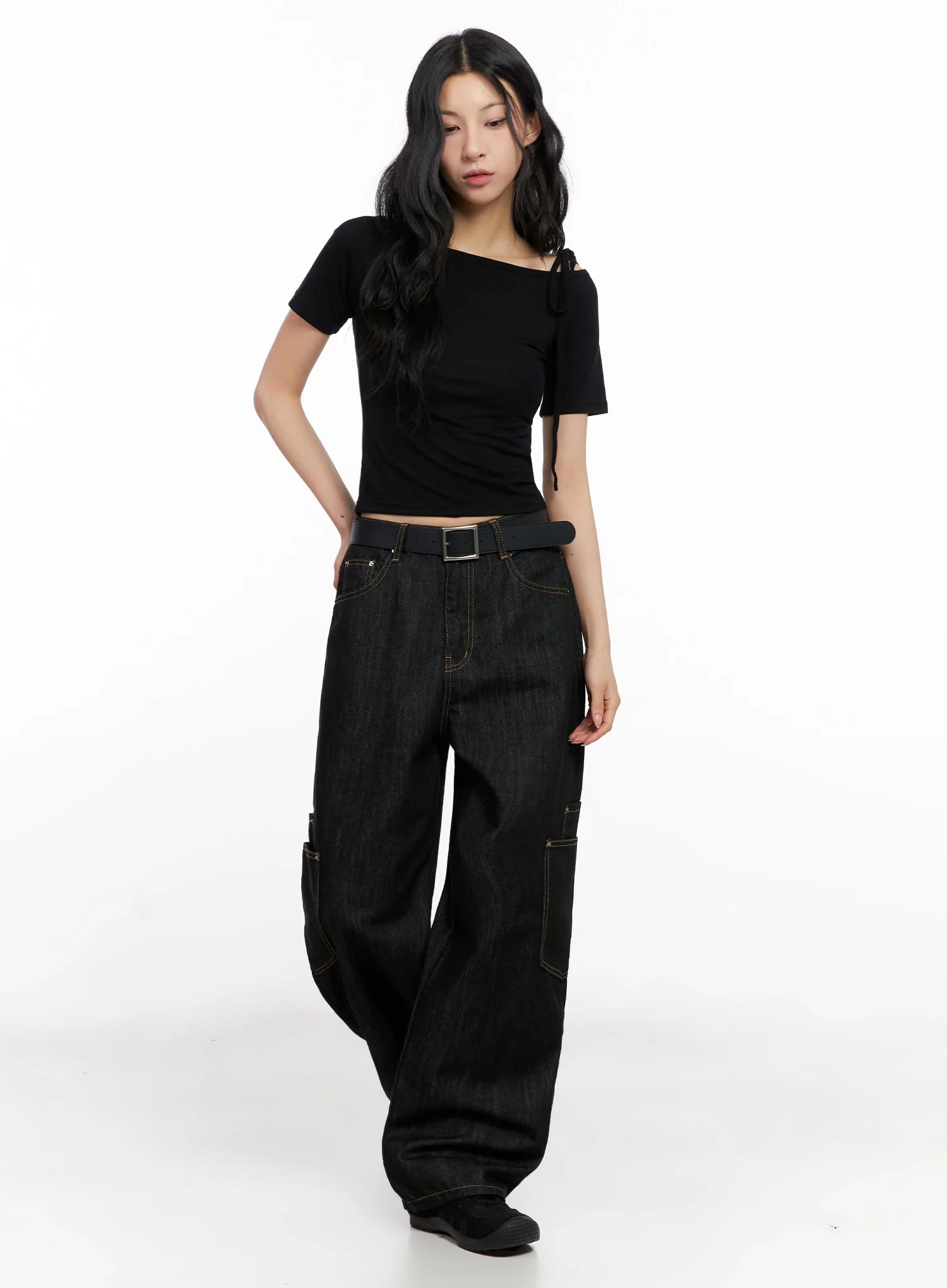 Dahee Wide-Leg Cargo Jeans IG508
