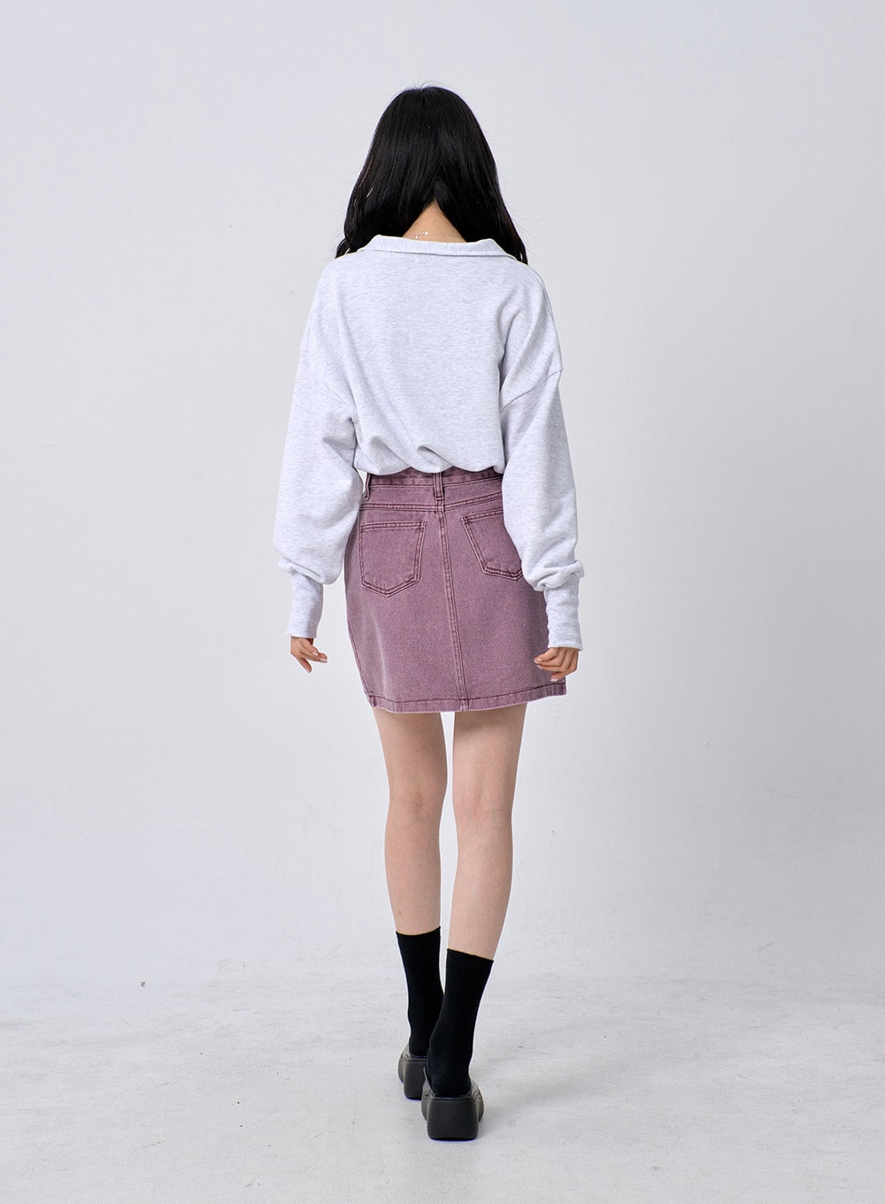 V-Neck Sweatshirt OM329