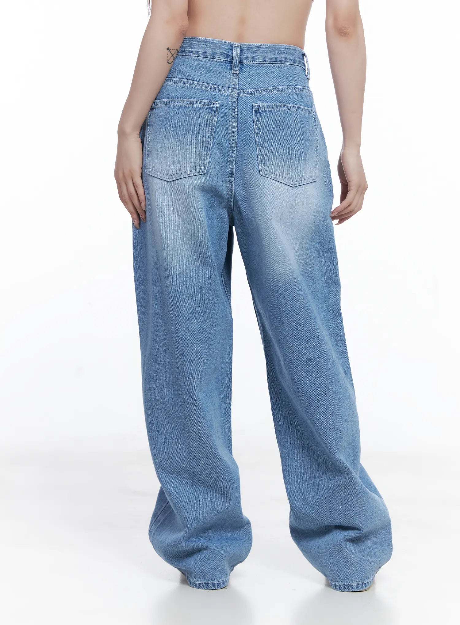 Keily Wide Leg Light Wash Jeans CG529