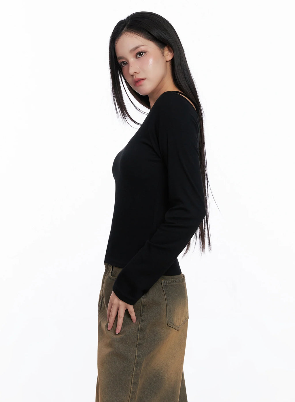 Elegant Long Sleeve Off-Shoulder Top IS525