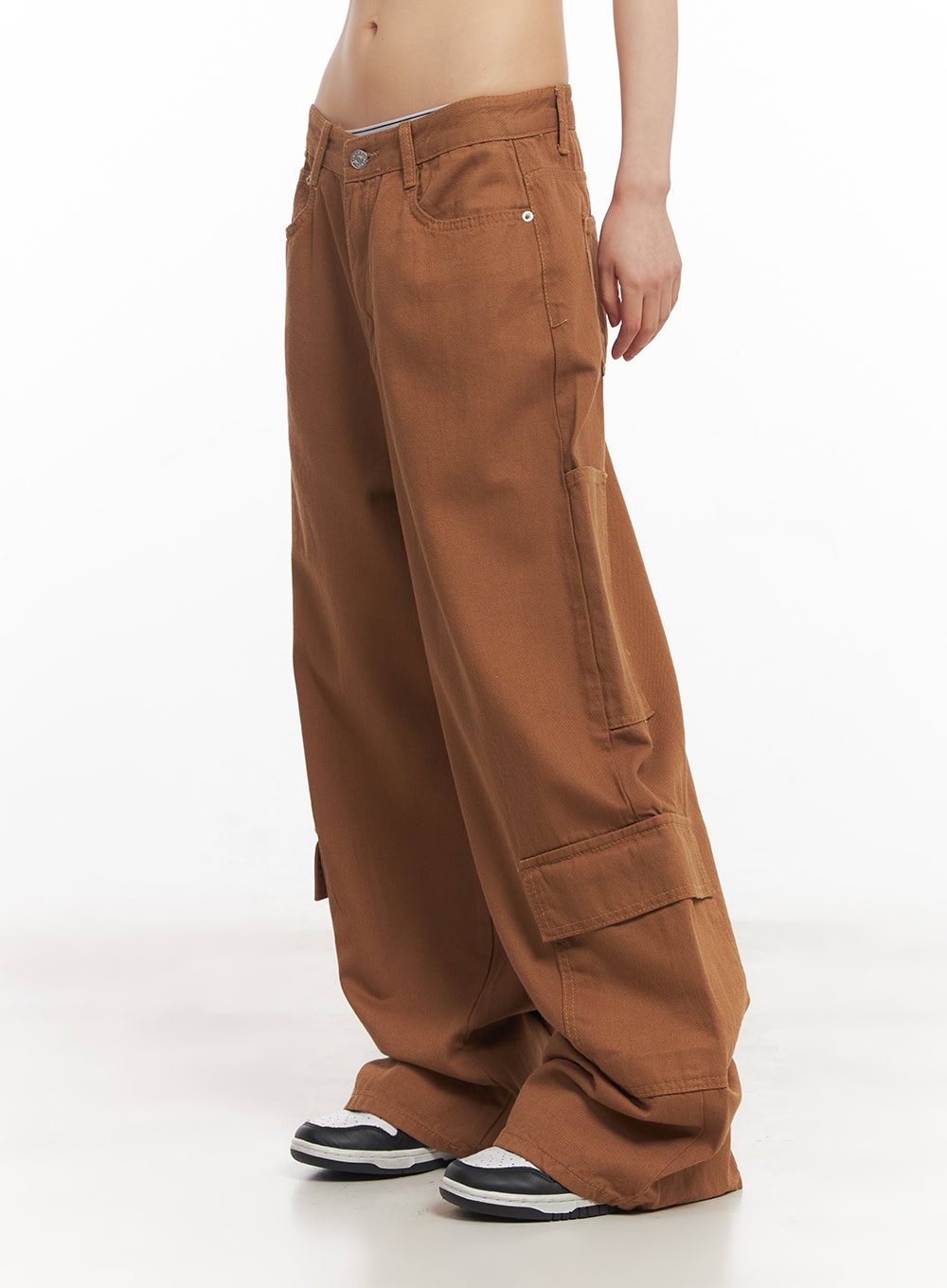 Relaxed-Fit Cargo Pants CA523