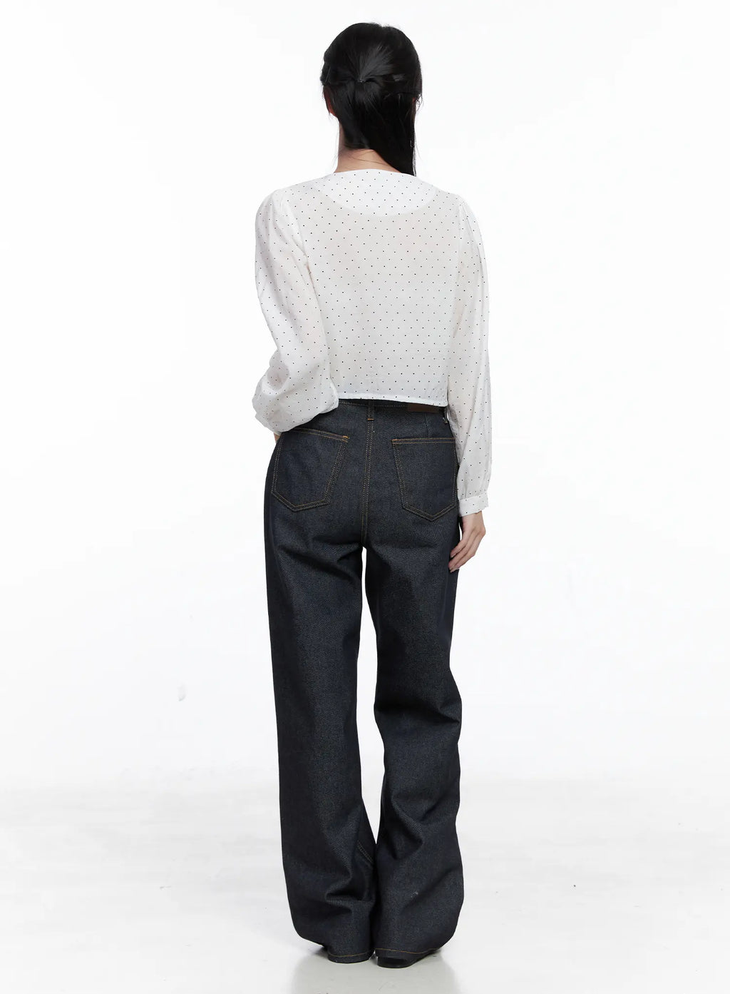 Reyna Non-Fade Relaxed Jeans CS519