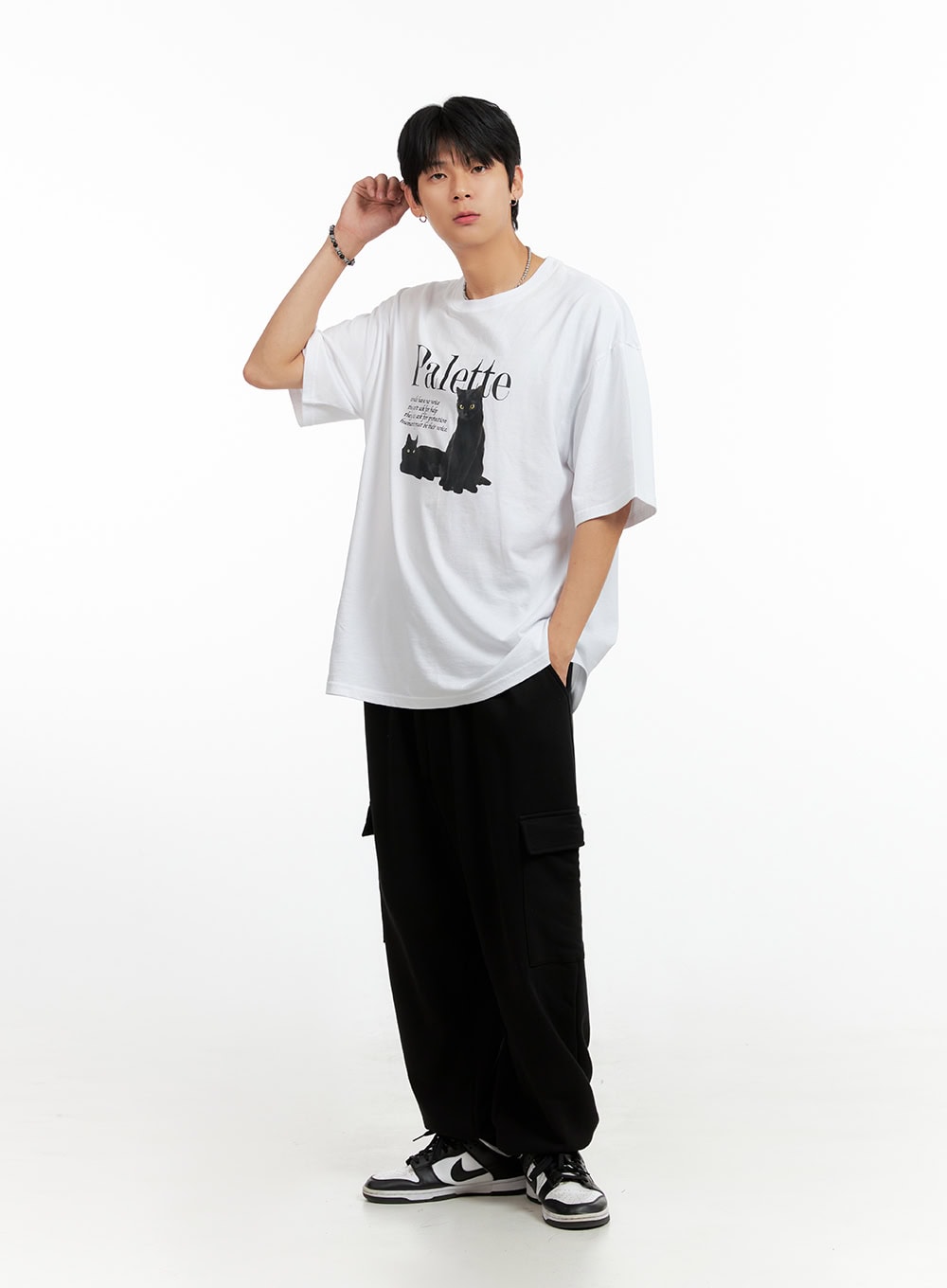 Men's Round Neck Graphic T-Shirt (White) IG402