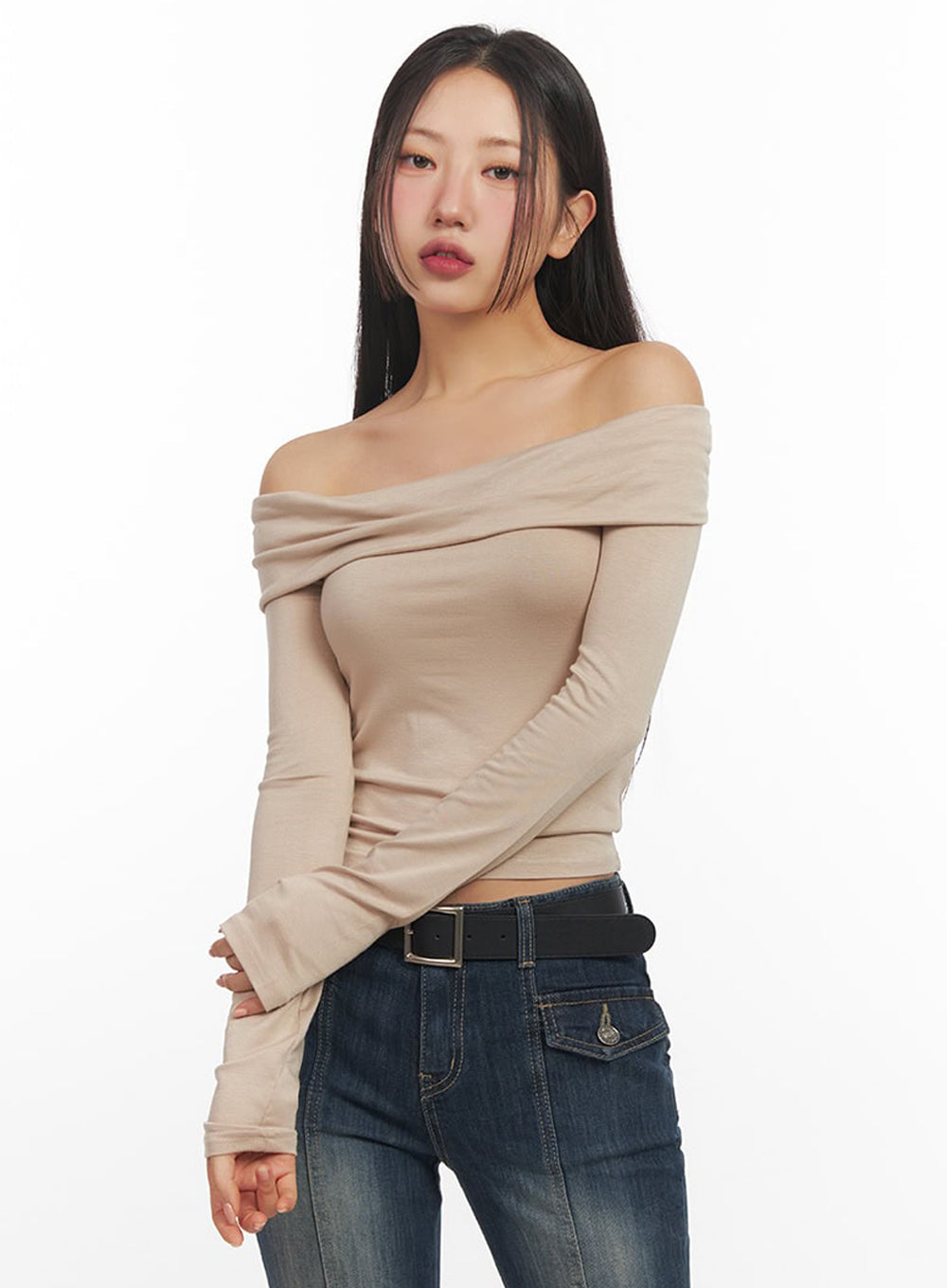 Cozy Off-Shoulder Slim-Fit Top IF510