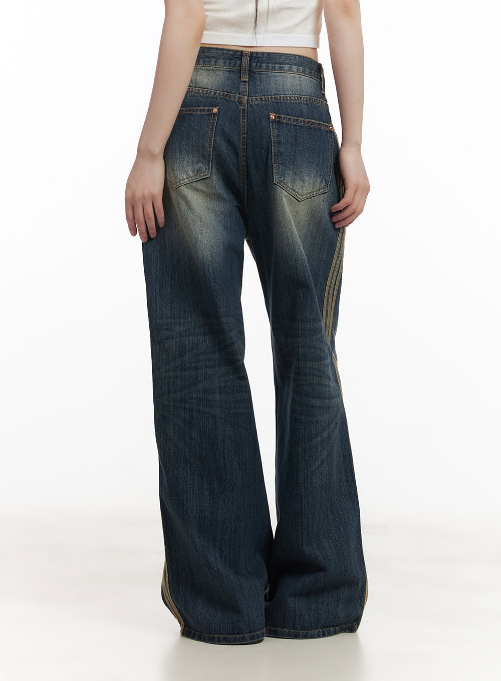 Daisee Striped Wide-Leg Jeans CF518