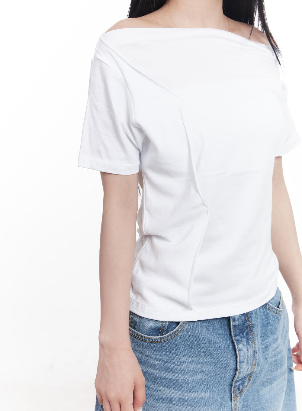 Essential Off-Shoulder Top CY527