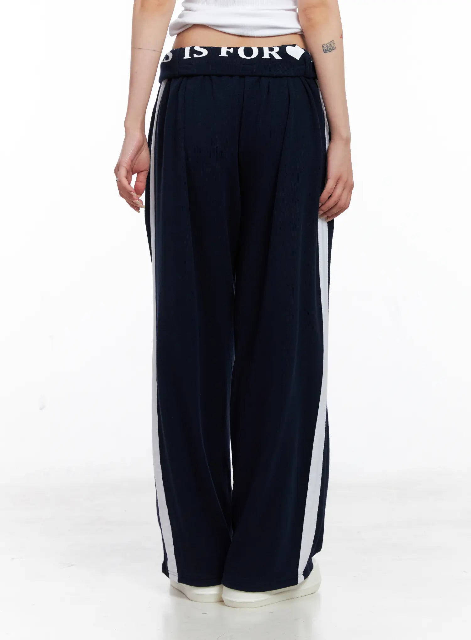 Graphic Banding Sweatpants CS526