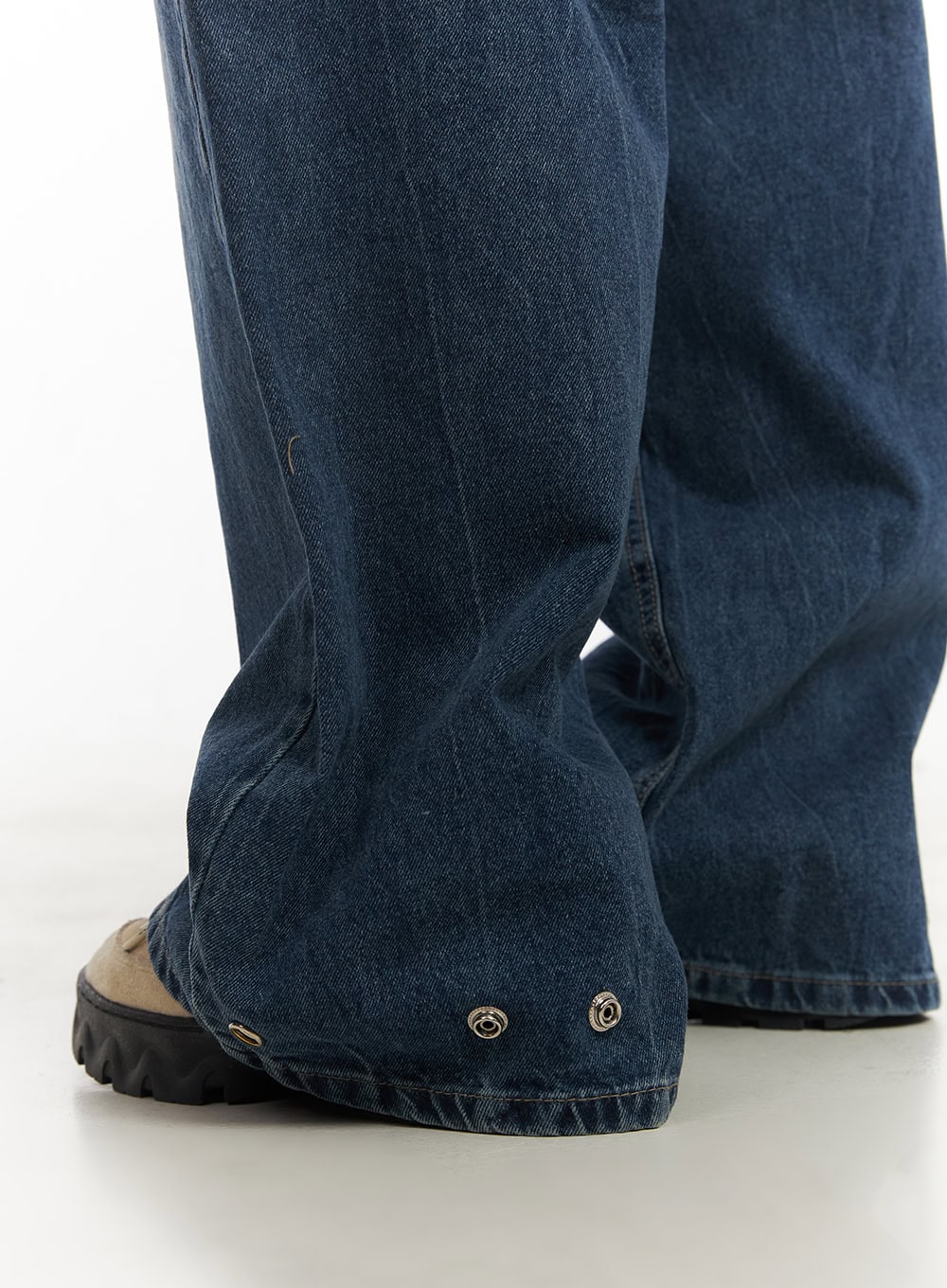 Bri Oversized Buttoned Baggy Jeans CF518