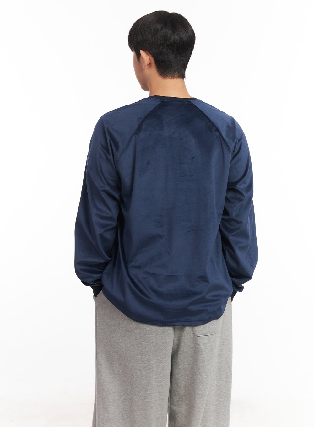 Men's Velvet Graphic Sweatshirt IM528