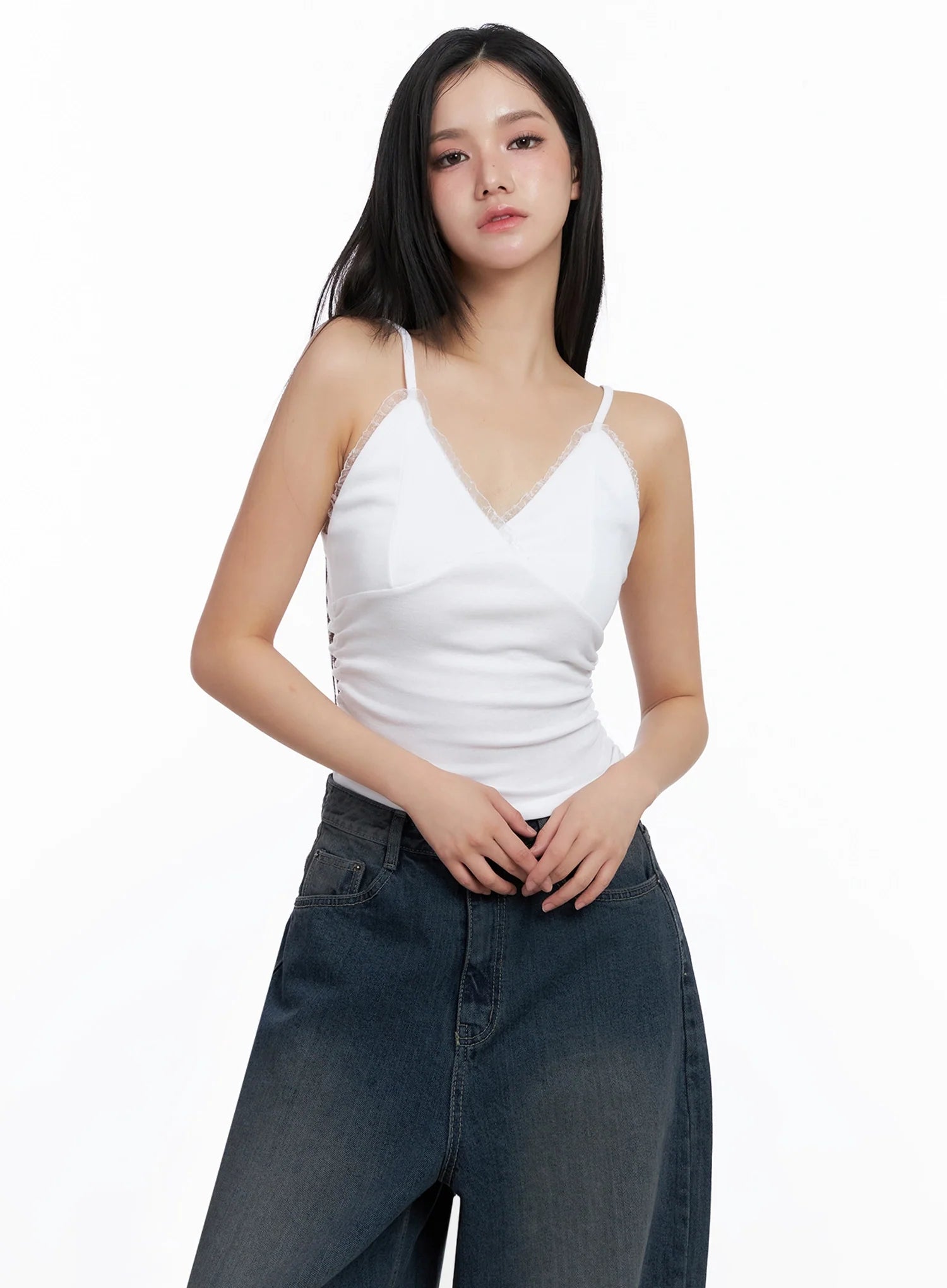 Sleeveless Ruched Lace Cami IS525