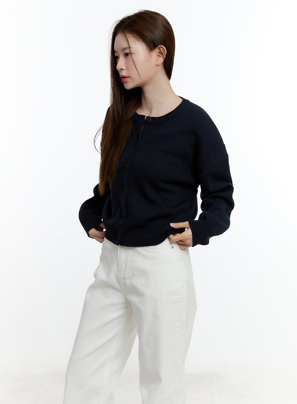 Classic Round Neck Long Sleeve Cardigan CM521