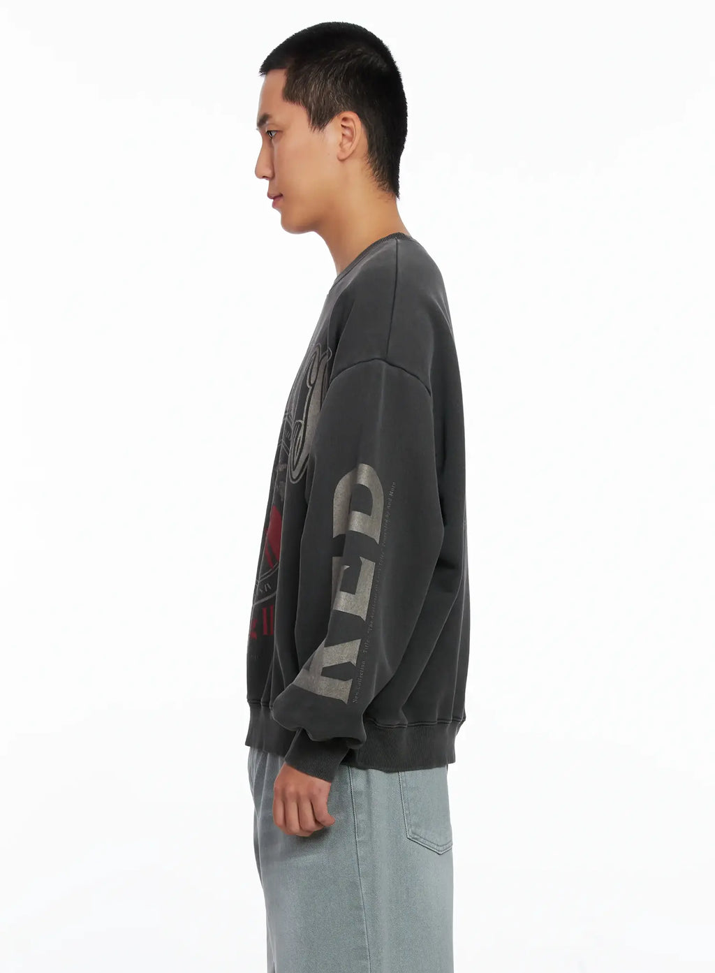 Men's Vintage Red Graphic Crewneck IS509