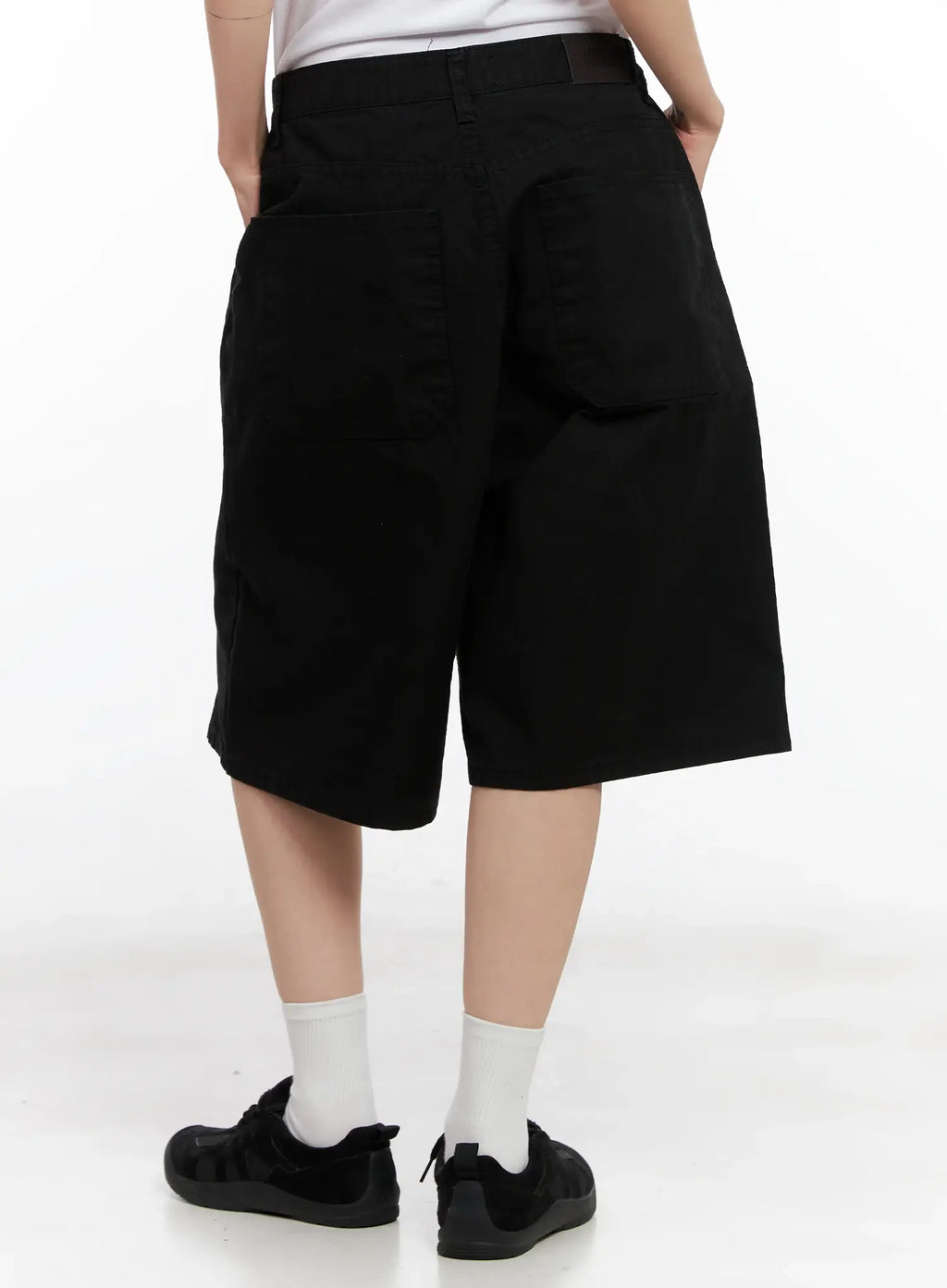 Wide-Leg Cotton Bermuda Shorts CL525