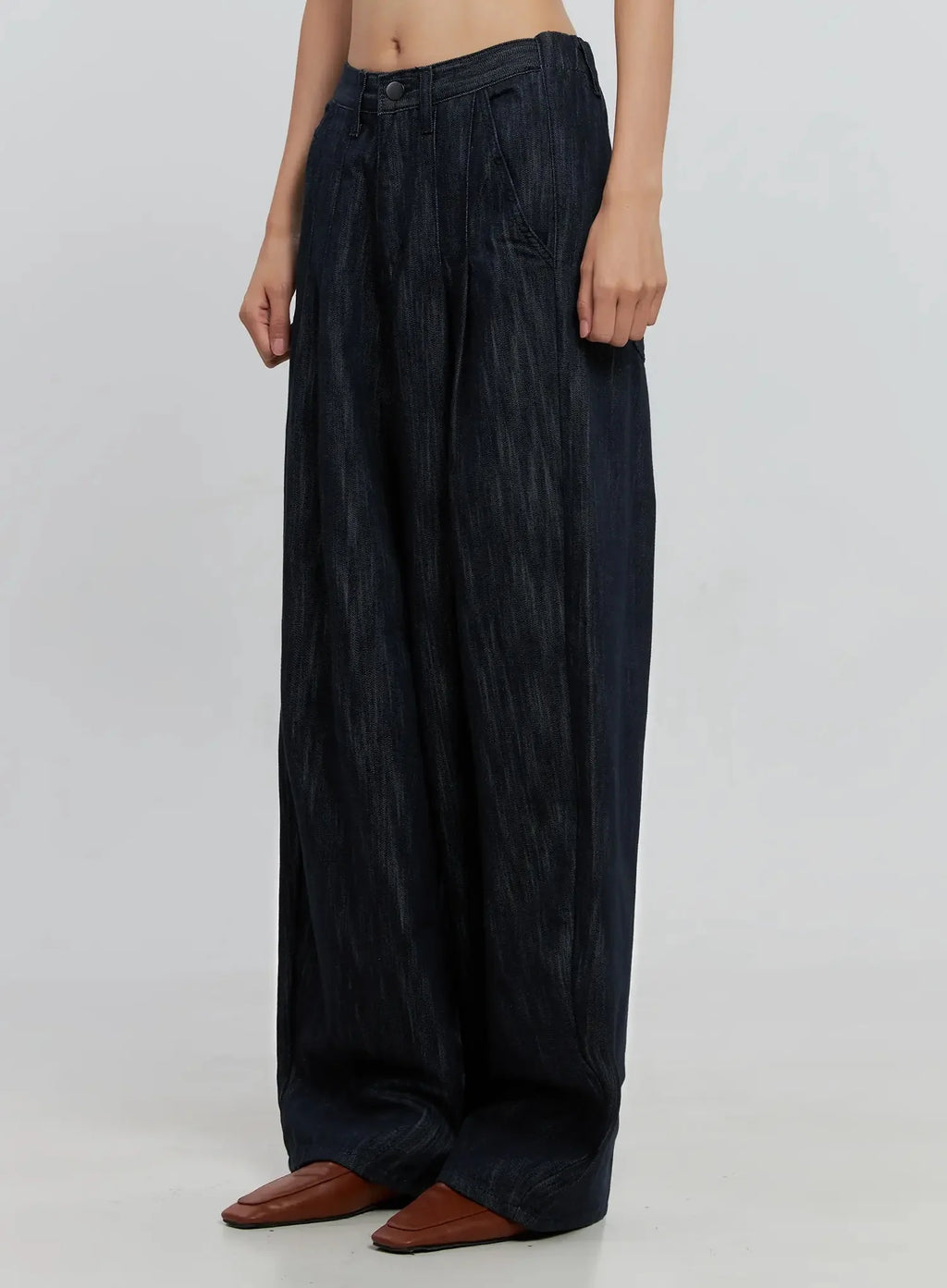 Uven Pintuck Wide-Leg Jeans IS516