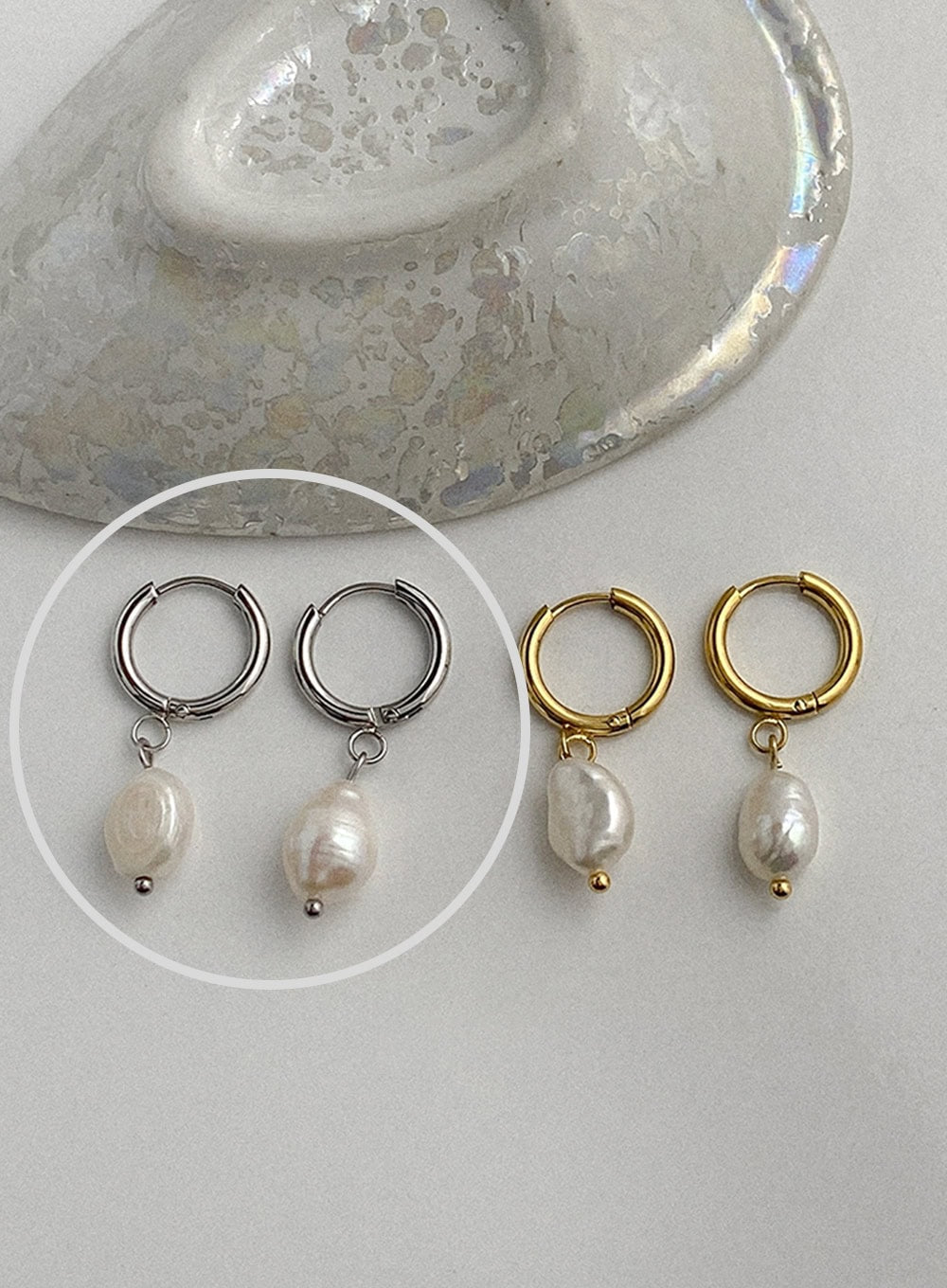 Core Faux Pearl Earrings IA517