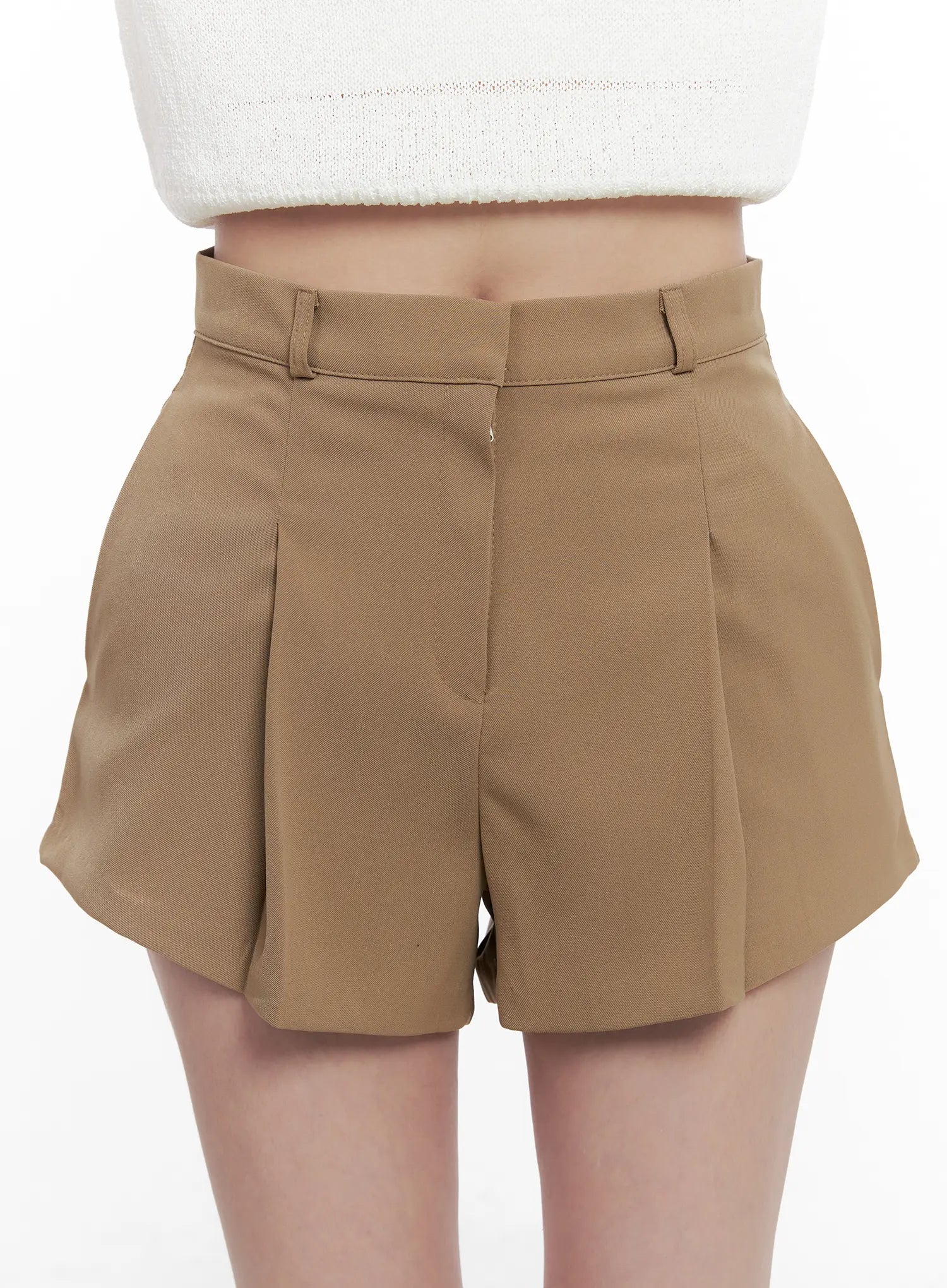 Pleated High-Waist Shorts CL515