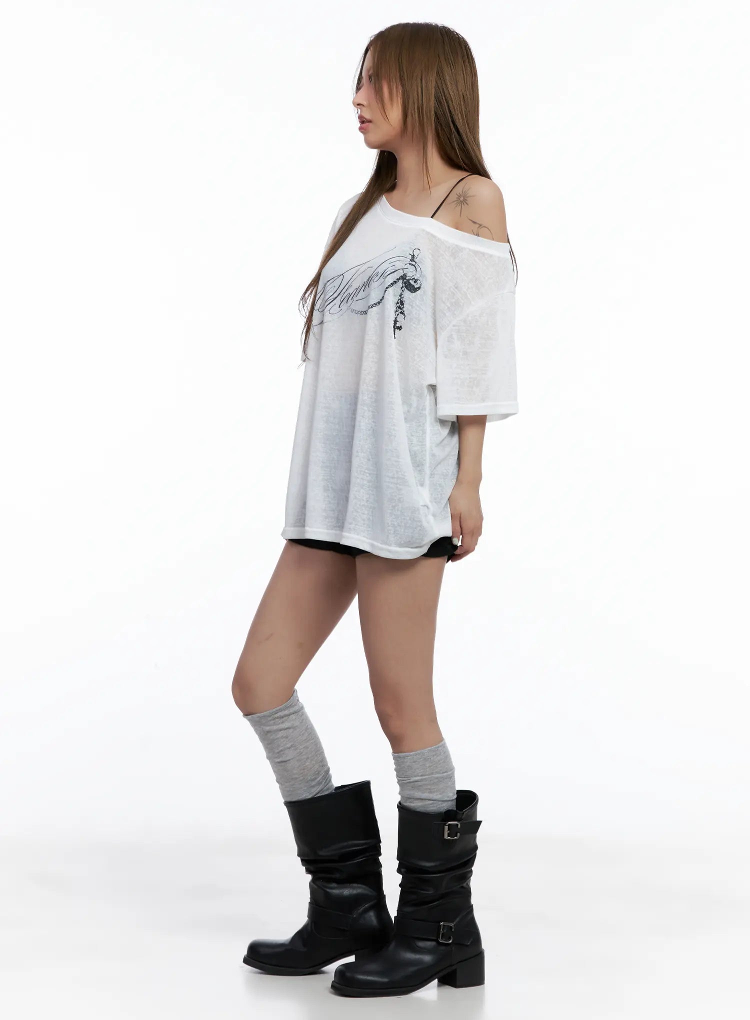 Sheer Graphic Off-Shoulder Tee CL510