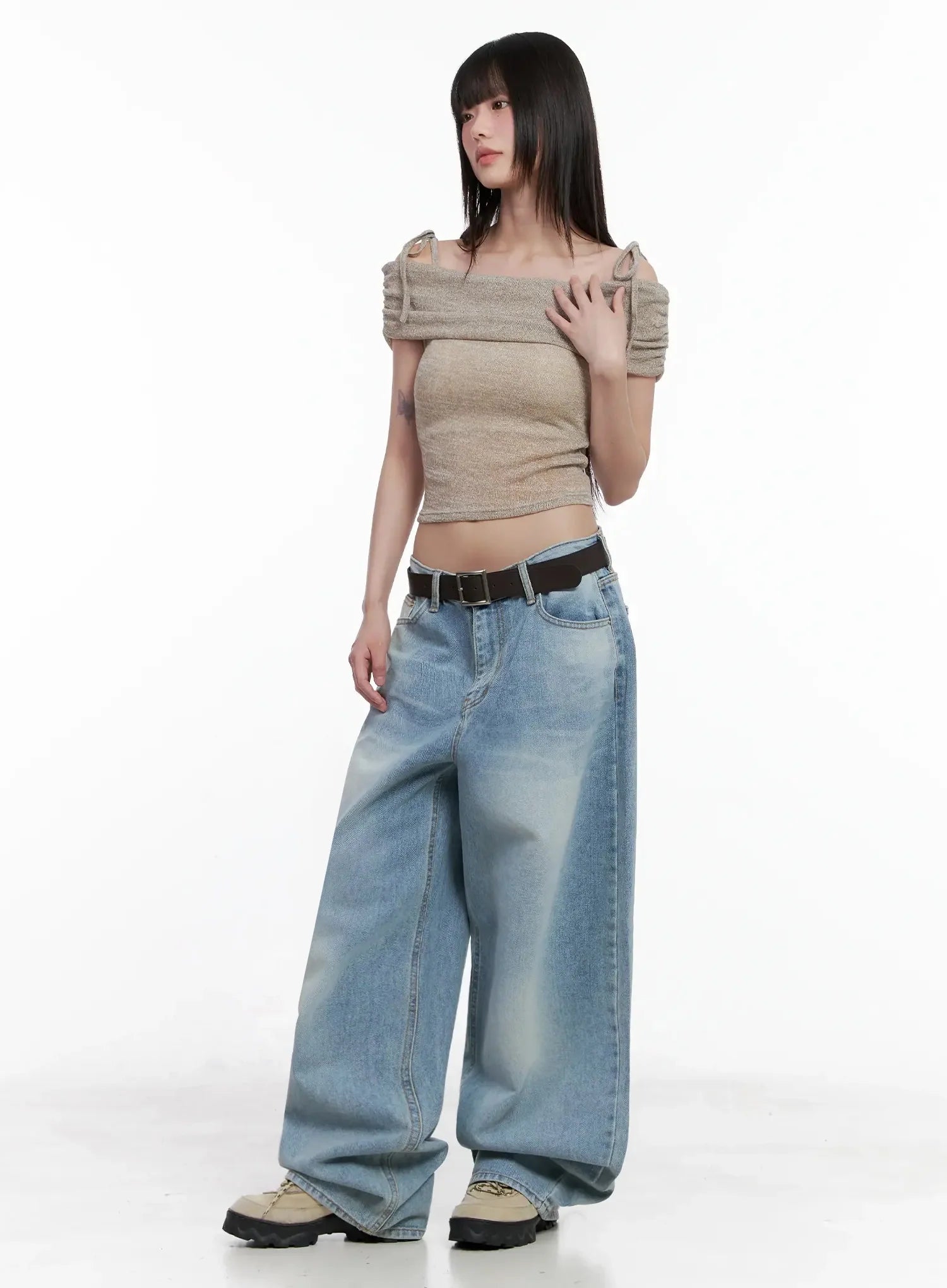 Dain Washed Wide-Leg Jeans IL531