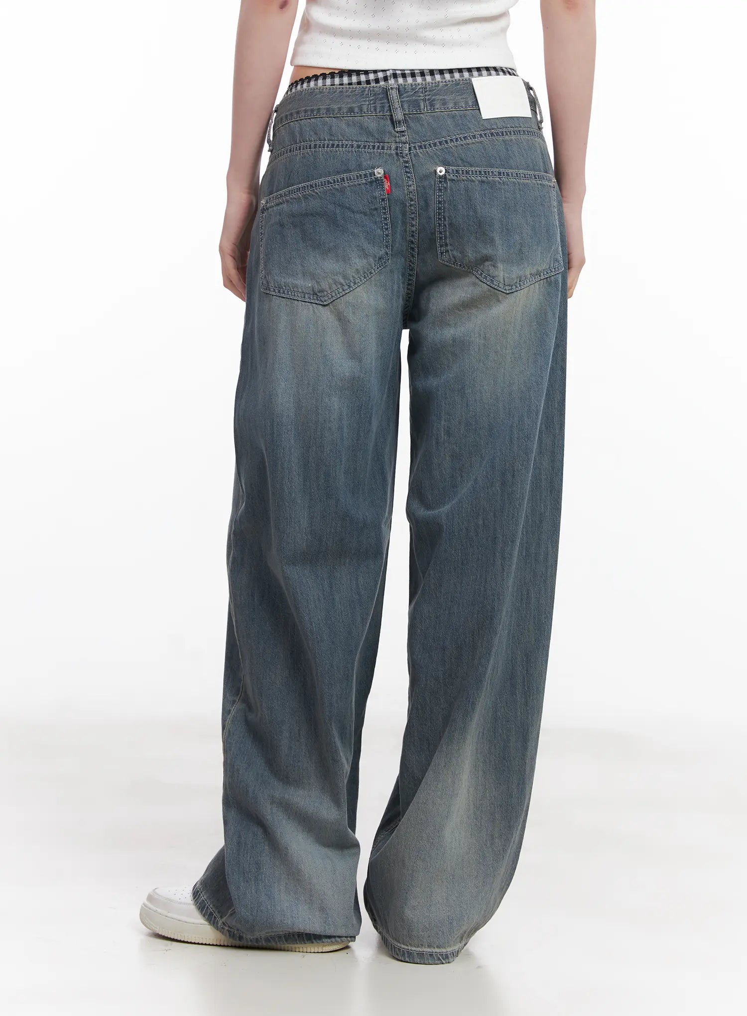 Melani Low-Waist Wide-Leg Jeans CU510