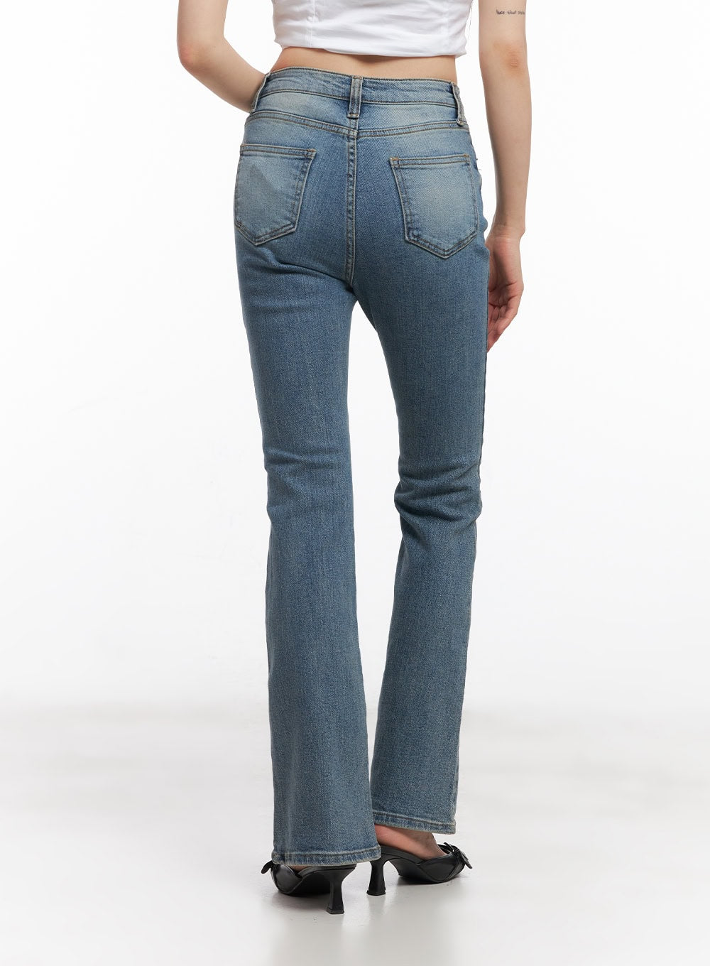 Cassy Slim Washed Flared Jeans CY512