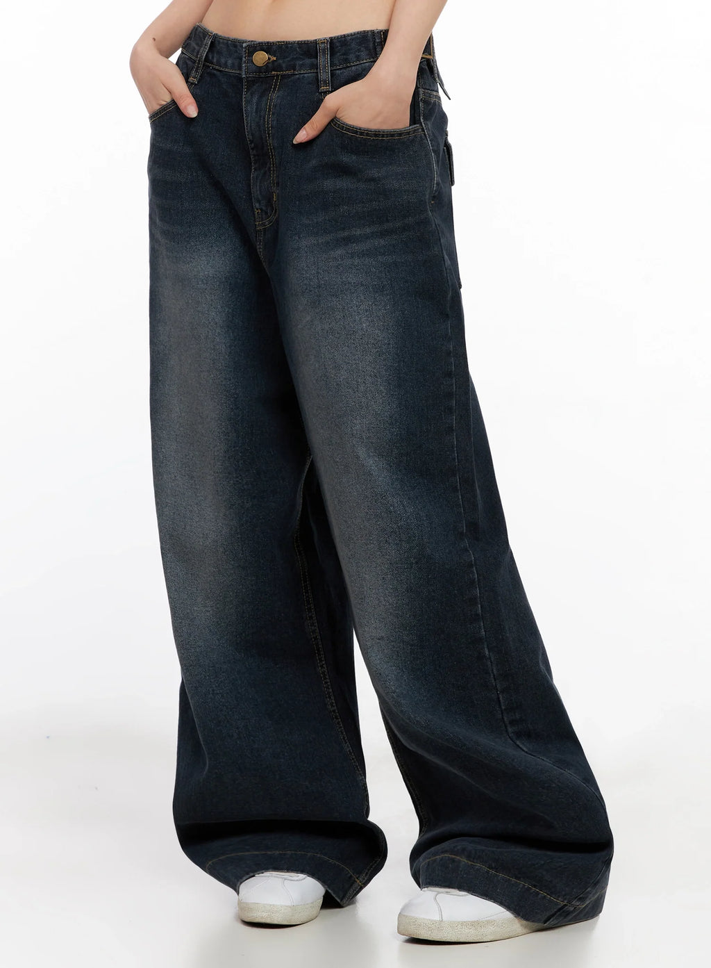 Soyoung Washed Adjustable Wide-Leg Jeans IG508