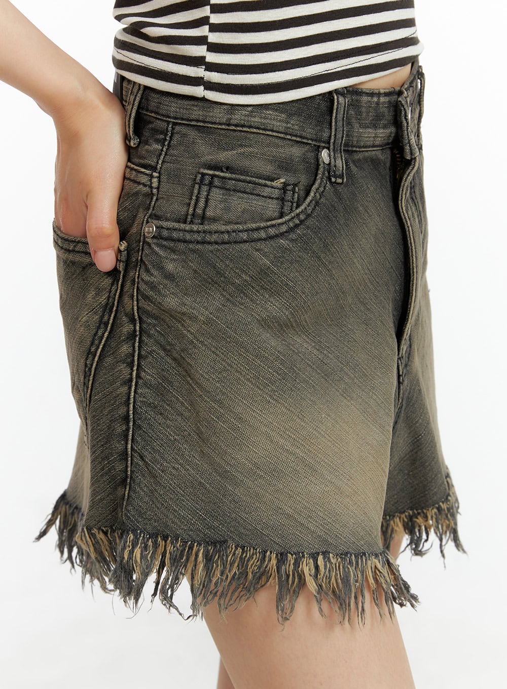 Washed Distressed Denim Shorts CL401