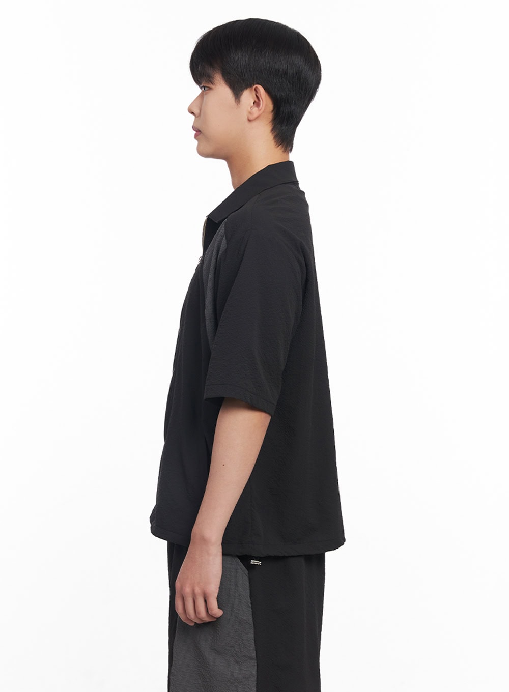 Men's Zip-Up Collared Half-Sleeve Shirt IY520