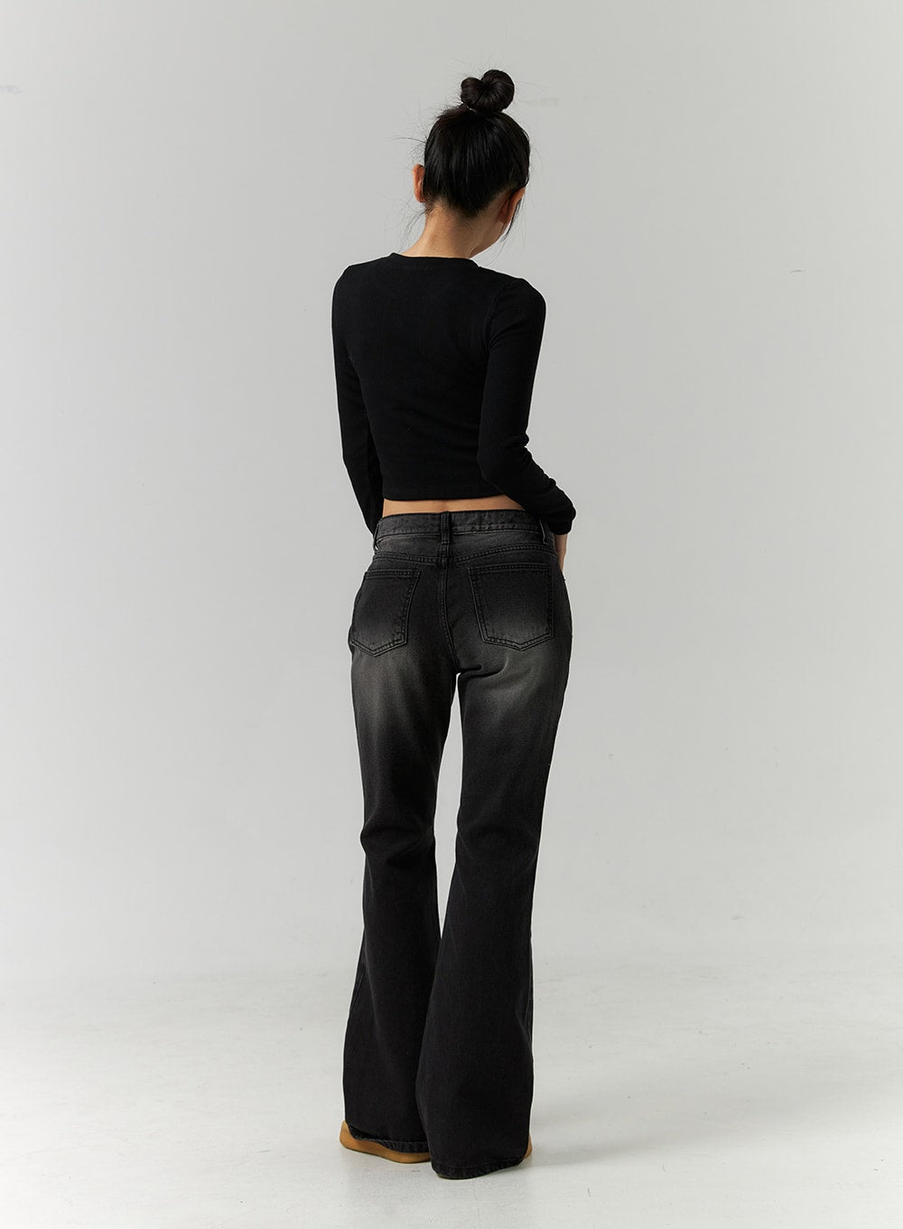 Low Rise Bootcut Jeans CD304