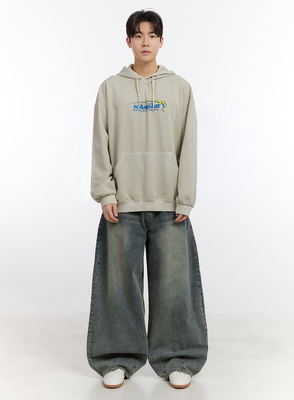 Men's Graphic Logo Hoodie IM525