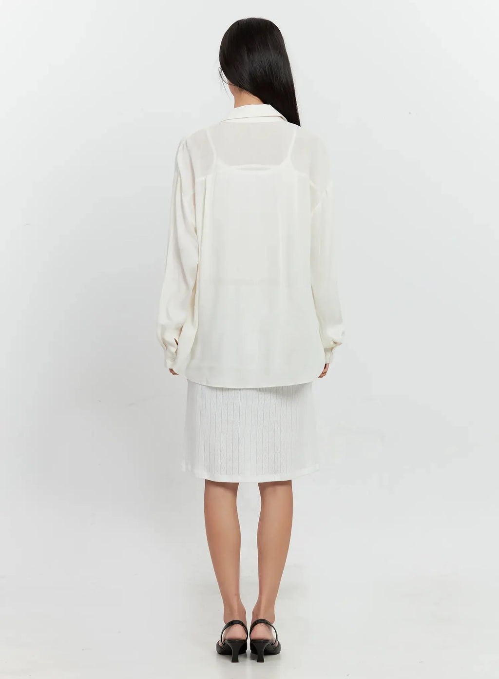 Classic Long-Sleeve Button-Up IL528