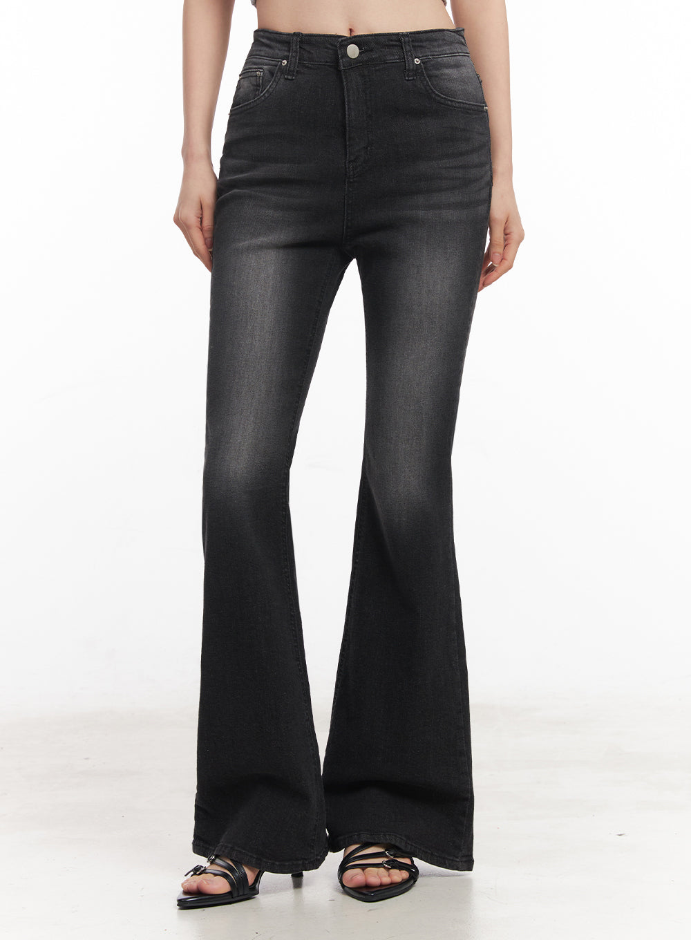 Lior Slim-Fit Bootcut Jeans IY516