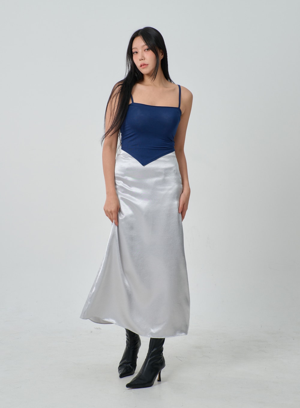 Thin Strap Cropped Top IJ320