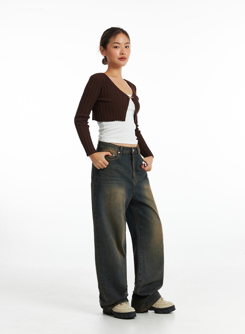 Retro Washed Wide-Leg Jeans CO318