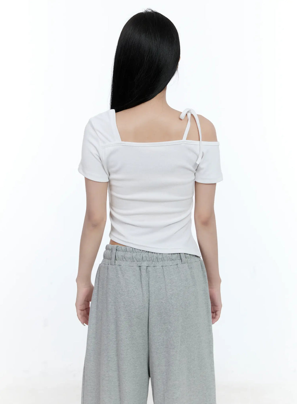 Asymmetric Off-Shoulder Tee CG501
