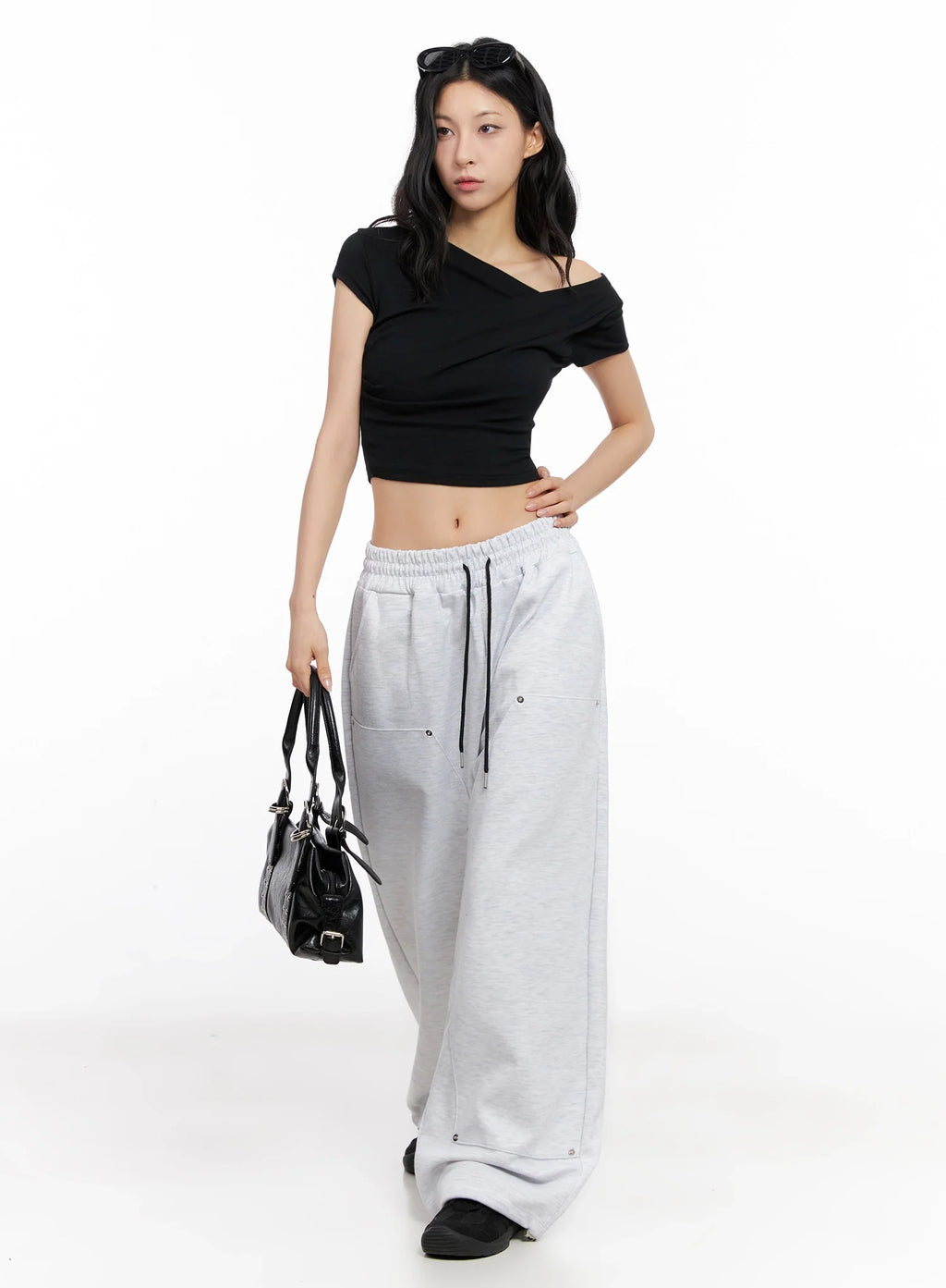 Wide-Leg Stud Accent Sweatpants IG508
