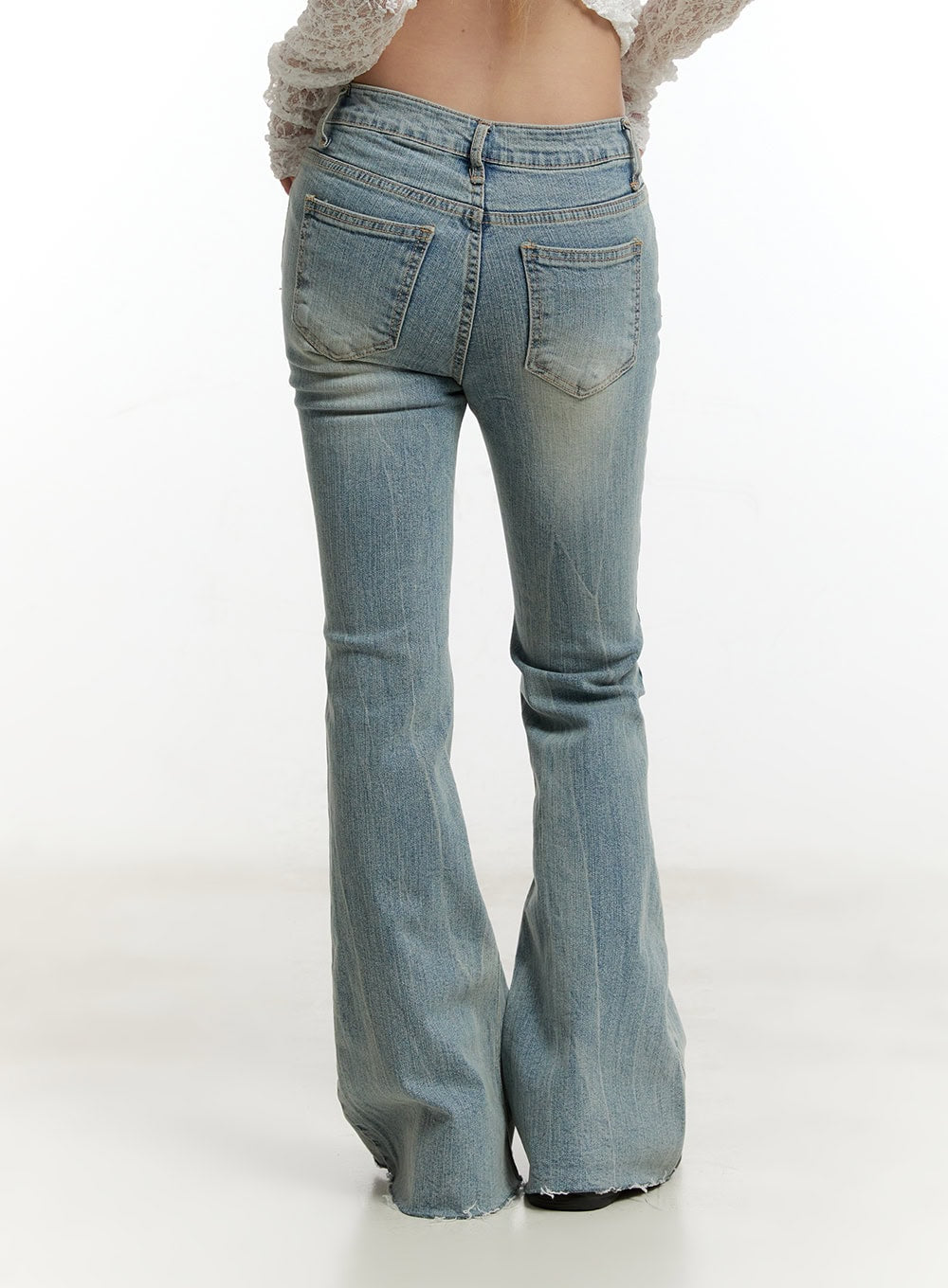 Cassandra Slim-Fit Flared Jeans CY506