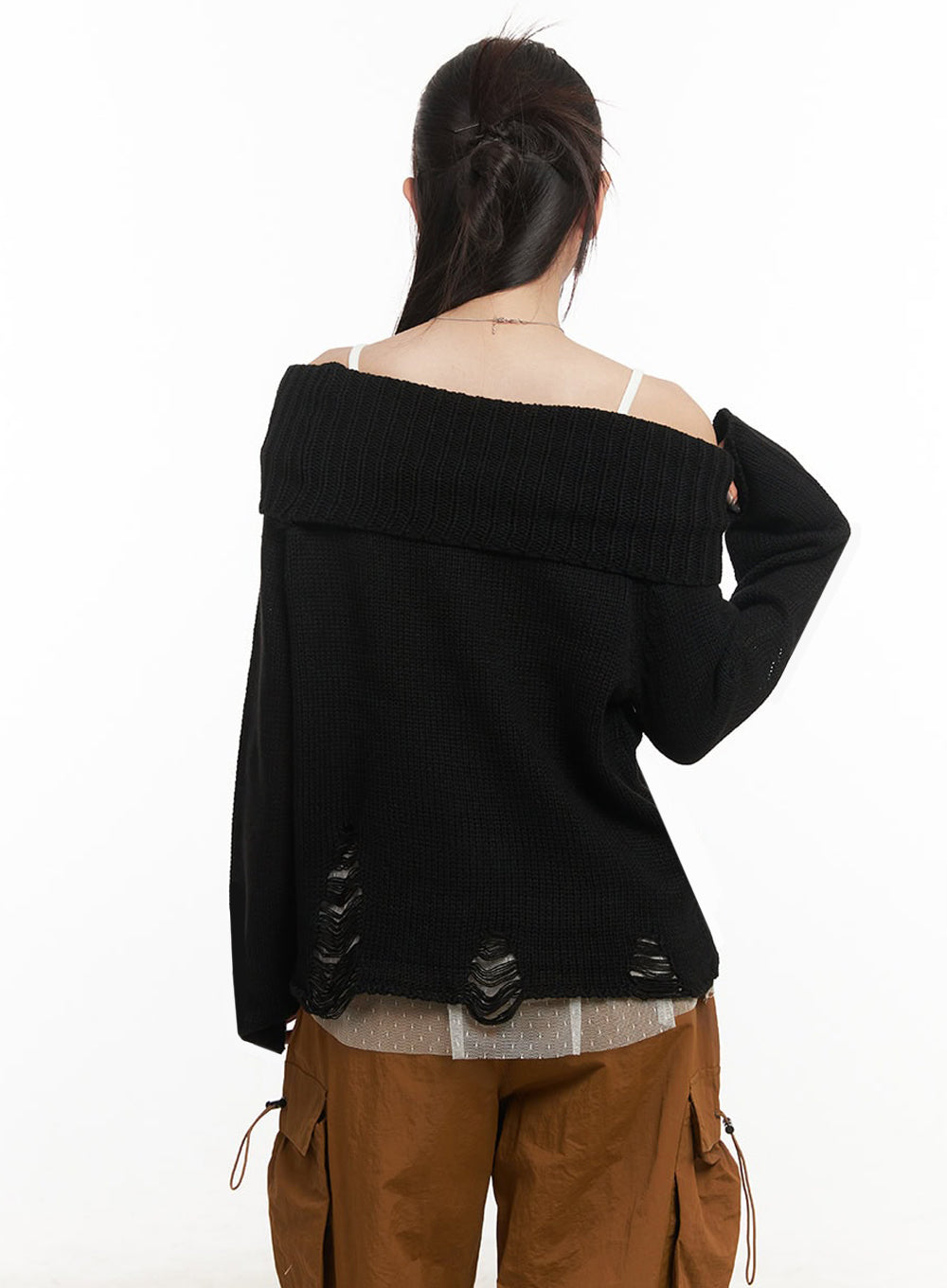 Off-Shoulder Distressed Sweater IM525