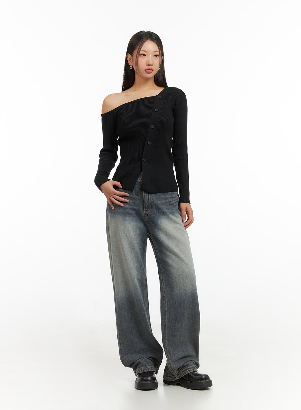 One-Shoulder Buttoned Slim Cardigan IS402