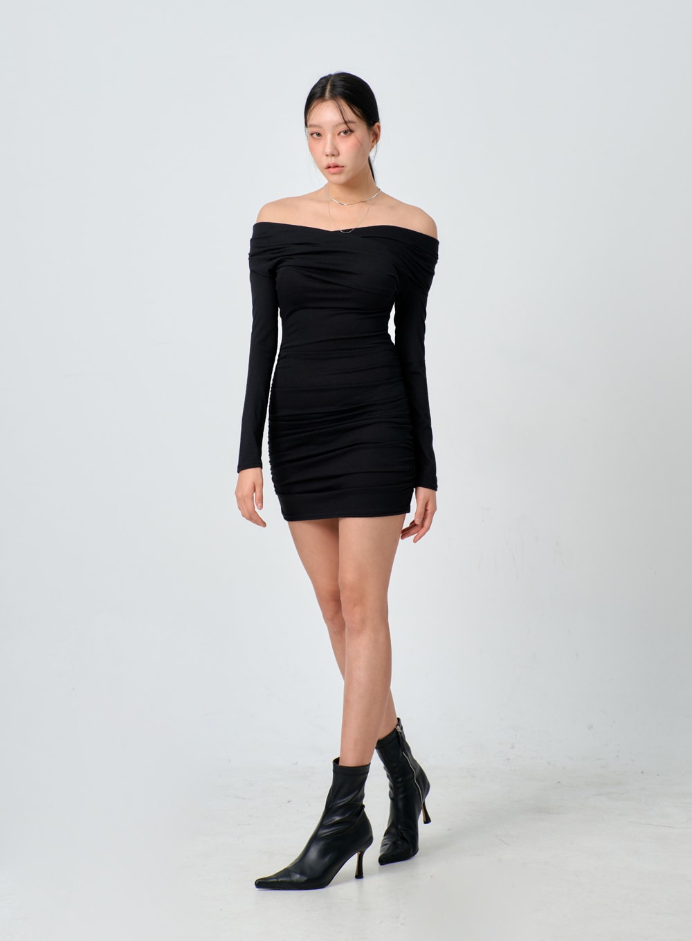 Off-Shoulder Mini Dress IJ331