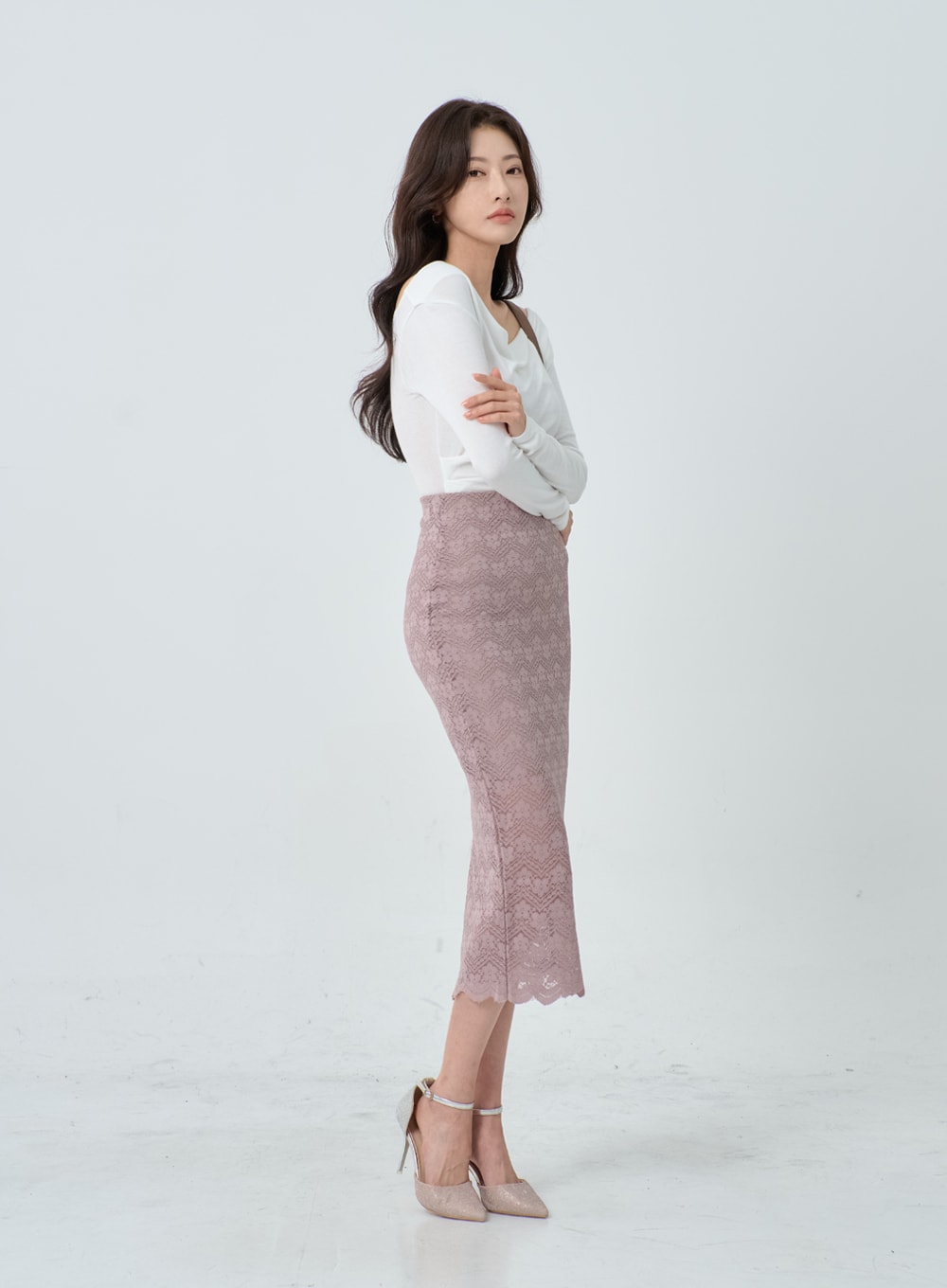 Wide V-Neck T-Shirt IO21